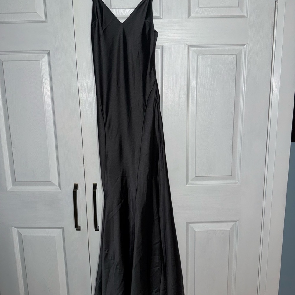 Black V-Neck Mermaid Silver Satin Dress - Elegant Women's Evening Gown